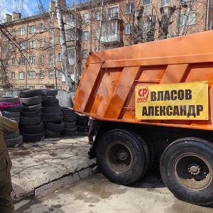 Помощь в установке воронок на водосточной системе Помощь в установке воронок на водосточной системе